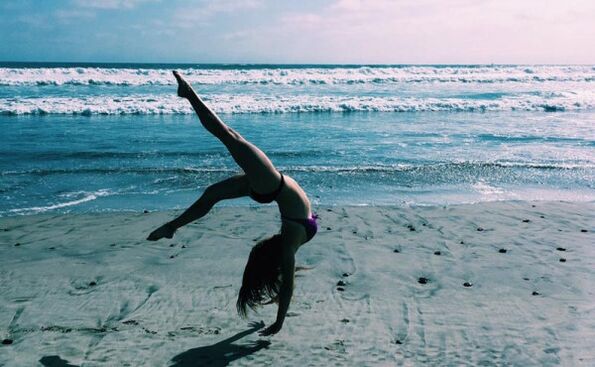 Girl in great shape at the sea